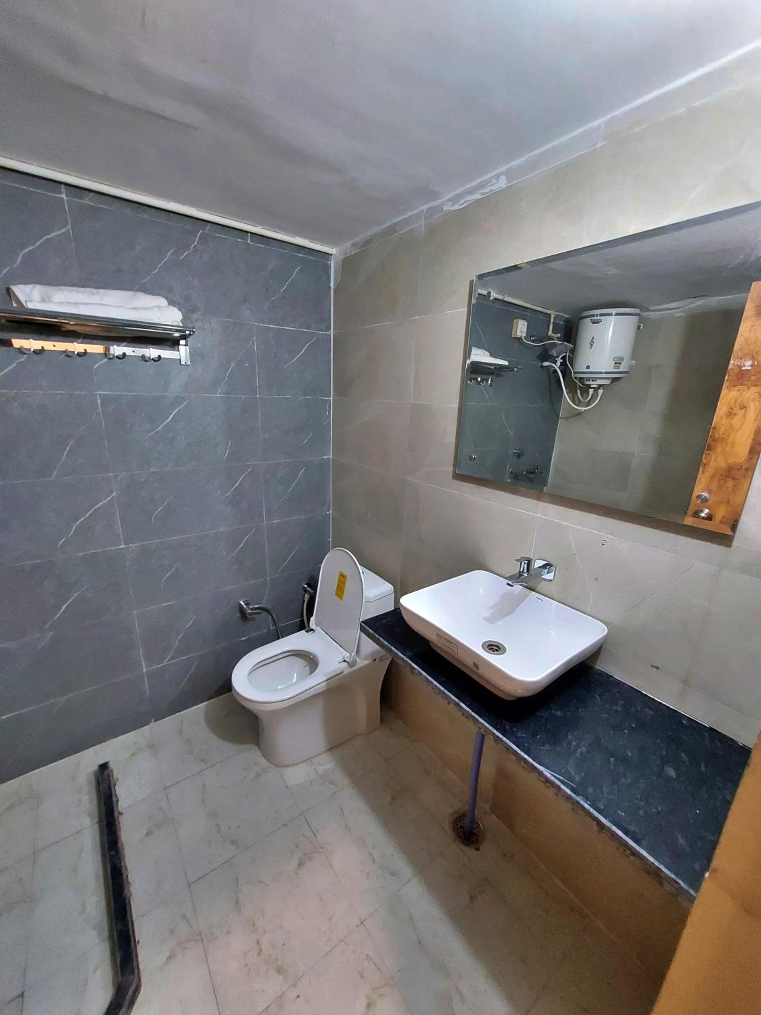 Hr Inn Hotel Kurukshetra Exterior photo